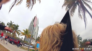 Brazzers Exxtra - Alexis Monroe reality blowjobs sex scene