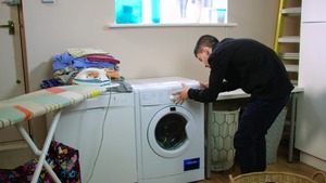 MommyGotBoobs: Valentina Ricci & Jordi porno