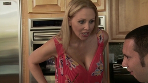 3rd Degree: Julia's Reality Blowjob Skills